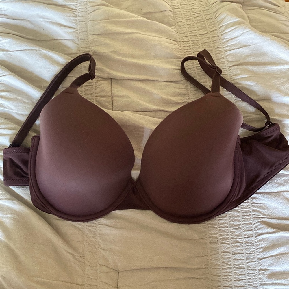 PINK lightly lined tshirt bra